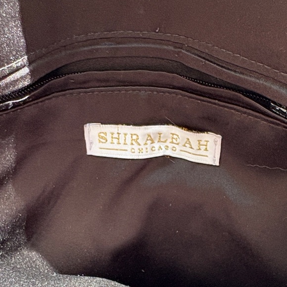 Aztec Patterned Crossbody from Shiraleah Chicago - Picture 3 of 4